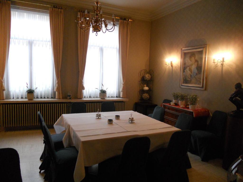 Hotel Ten Putte Gistel Luaran gambar