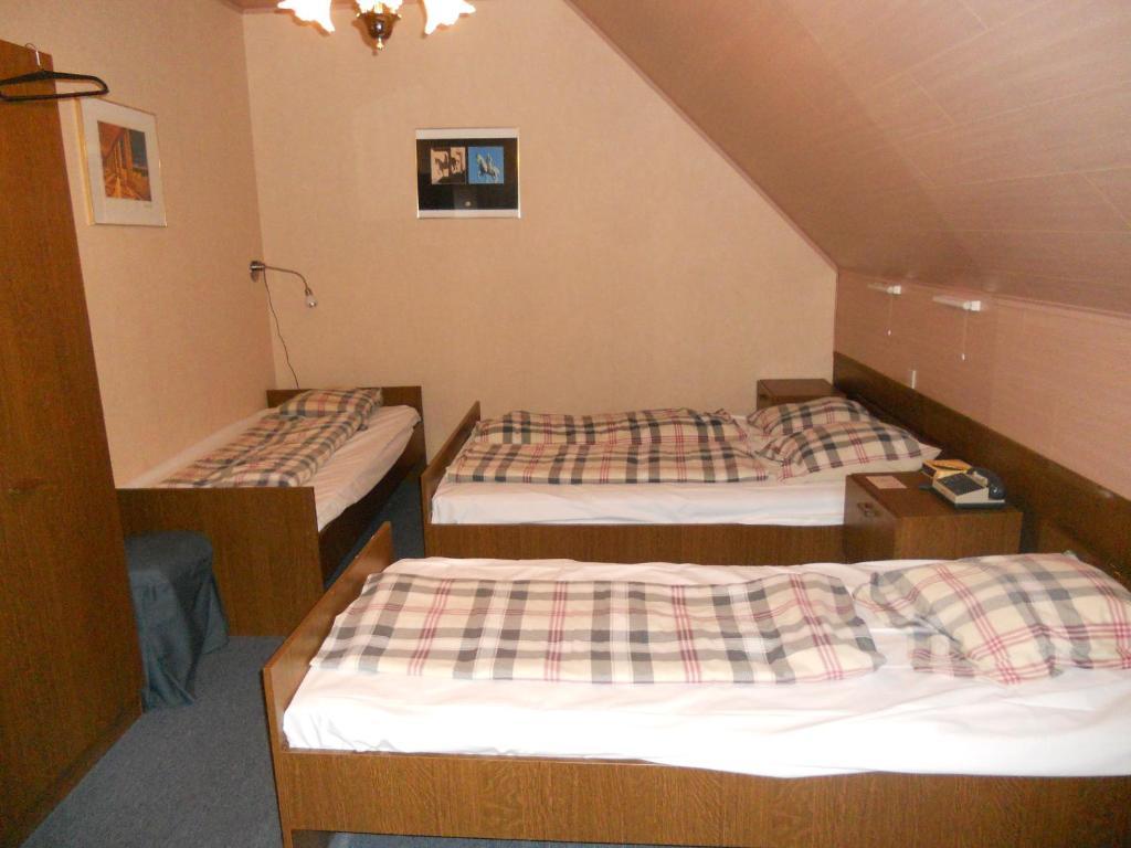 Hotel Ten Putte Gistel Bilik gambar