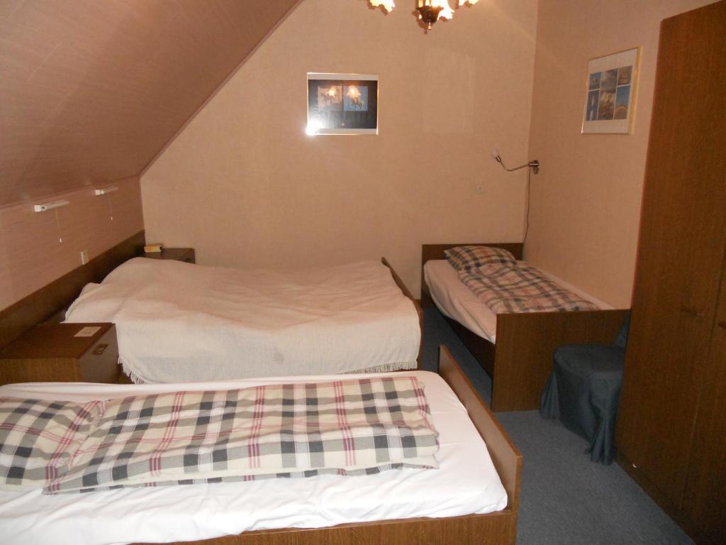 Hotel Ten Putte Gistel Bilik gambar